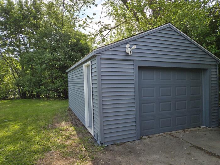 Listing photo 11